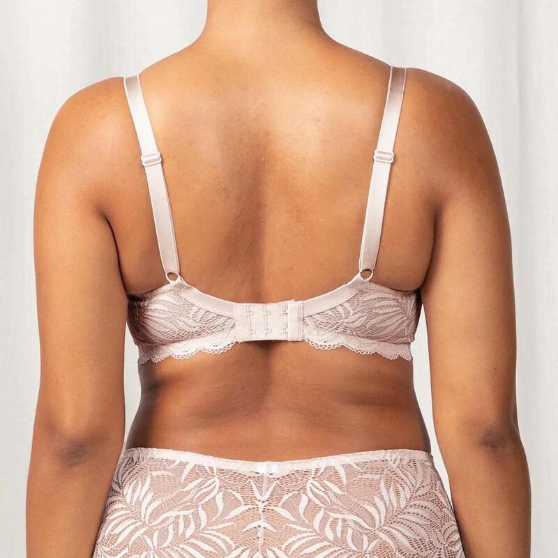 Triumph Essential Lace Balconette Whp image number 4